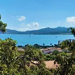 Villa Charming With Sea View
