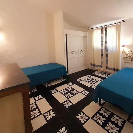 Charming With Sea View Villa